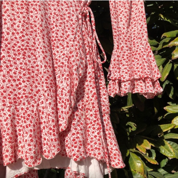 Seven Wonders Australia ivory red floral ruffle wrap mini dress - Picture 2 of 5